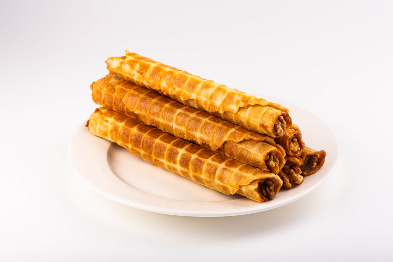 Трубочка со сгущенкой и грецким орехом 1шт