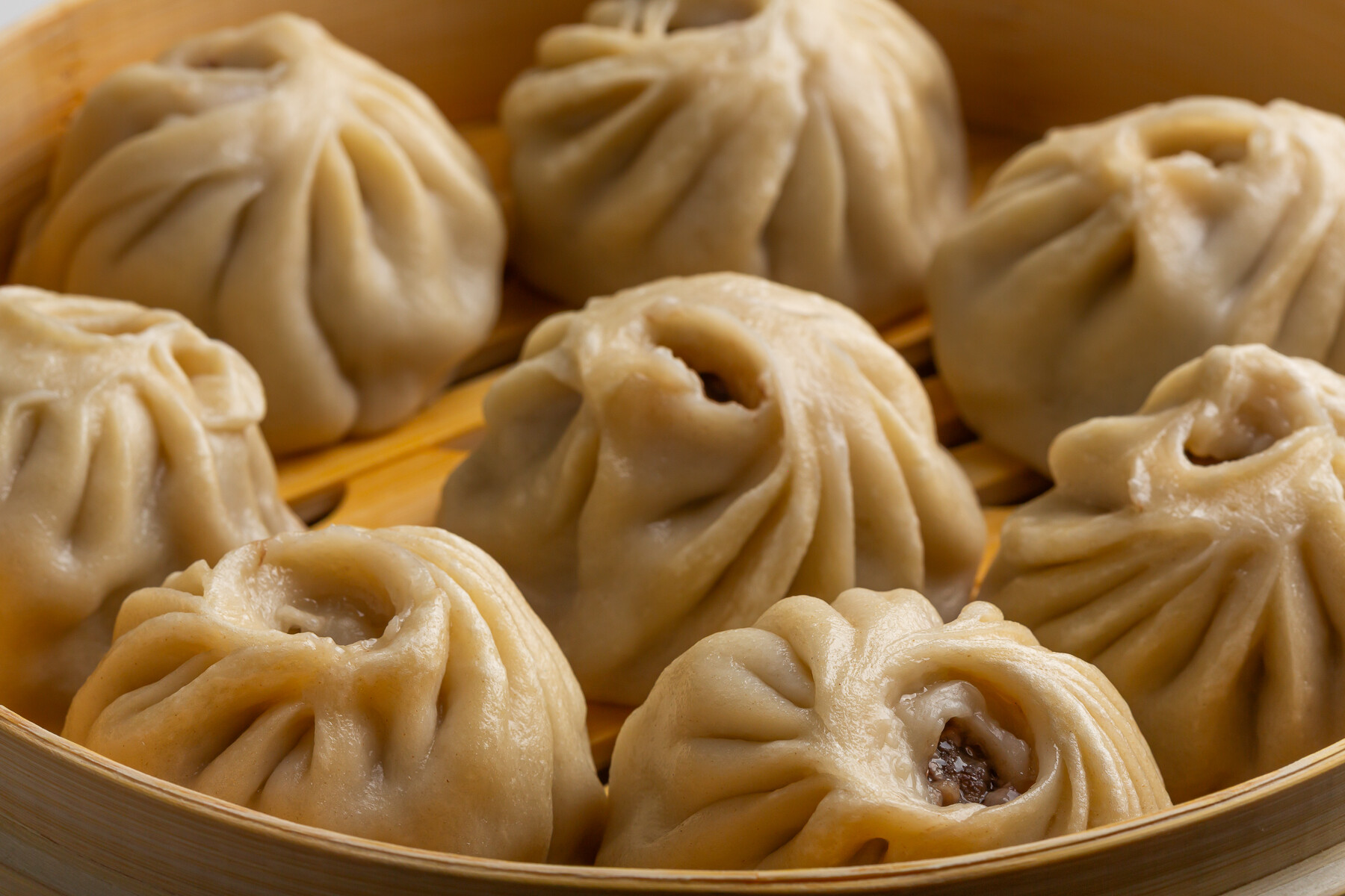 Буузы и позы: в чём разница на самом деле?